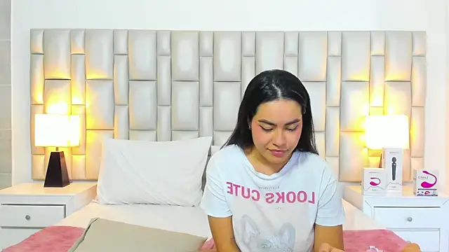 paola_katy_dicks