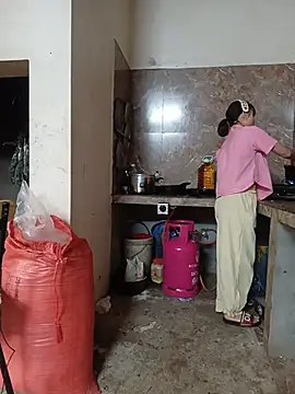 Linda-yiyi webcam
