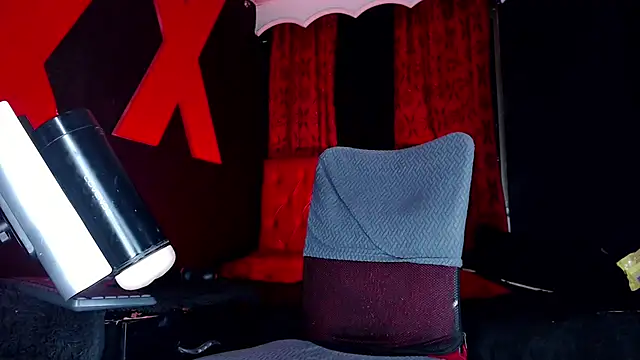 abrilbigcock webcam