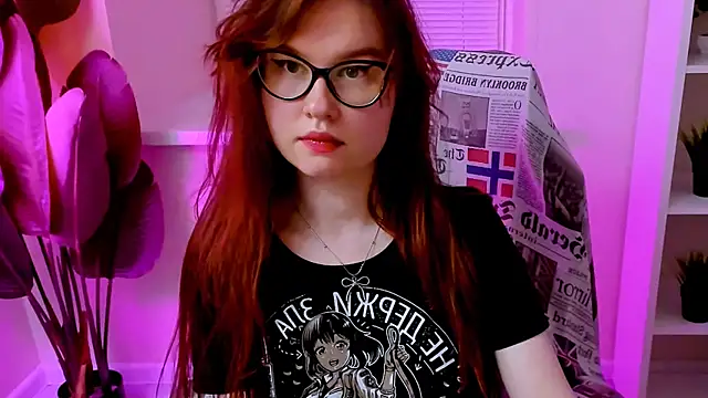 CarolGiggly webcam