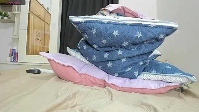 Emyiii webcam