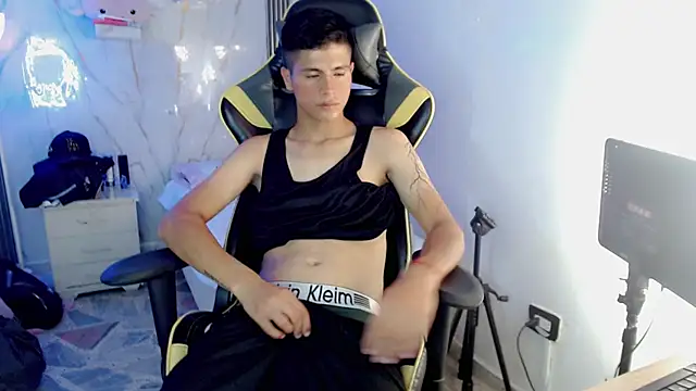 Ascii_one live cam on StripChat