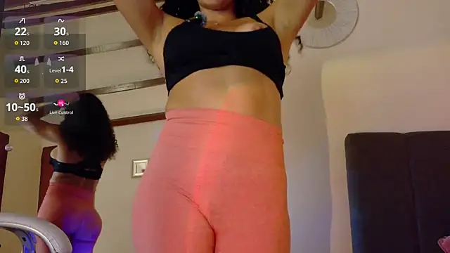Lia_Tinez webcam
