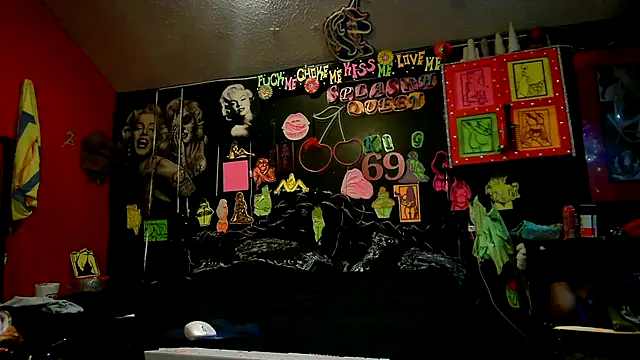 DaddyAndSplashQueen webcam