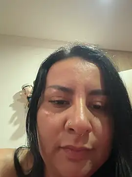 Abril_Luv webcam