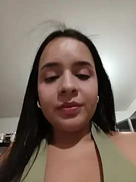 Julieth_hot-69 webcam