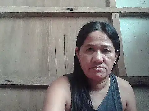 hotmama_063 webcam