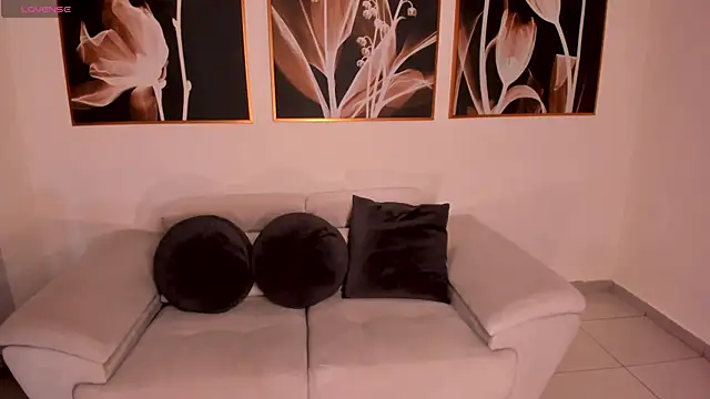 JuliaBanks_ webcam