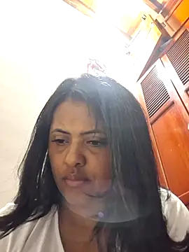 Katrina_Lush webcam