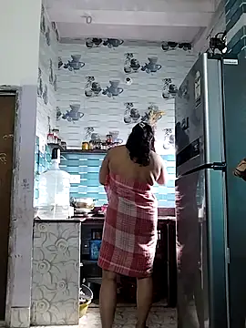 pinkisaha75 live webcam show