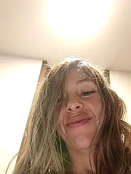 estrella_tasty webcam