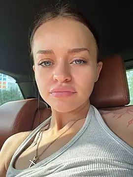 AngelinaTeller live sex cam