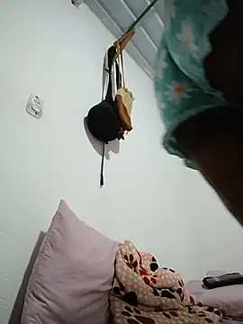 Bigassmommy_x live webcam