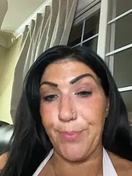 LittleMissEeve live webcam