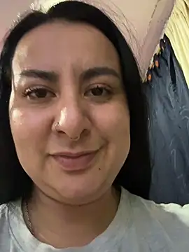 Abril_Luv webcam