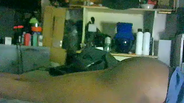 GUAPAN3S3_FIR3 live cam