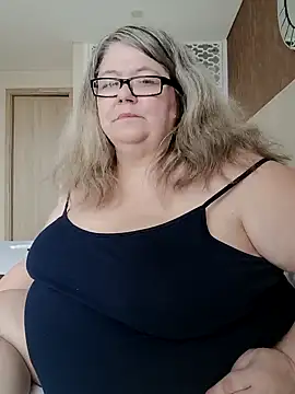 sex2 (F mature) - naked, squirt