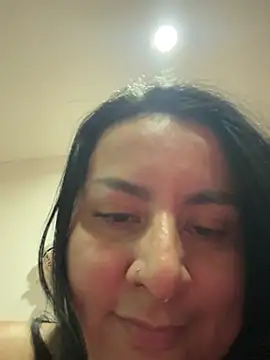 Abril_Luv webcam