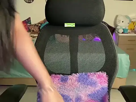 Kanika_9_ live cam