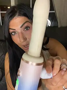 LittleMissEeve live cam