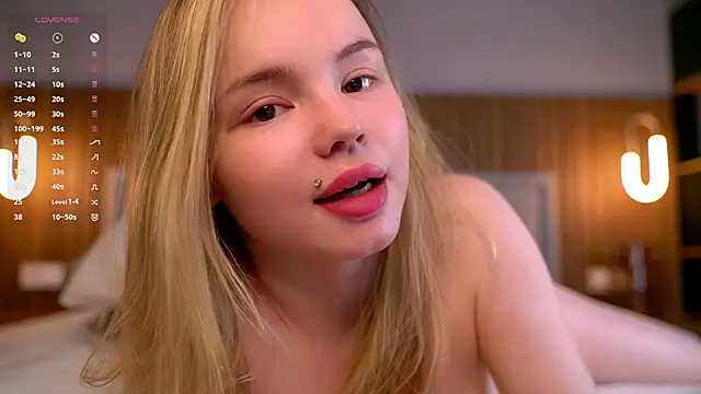 Miss_miracle live webcam show