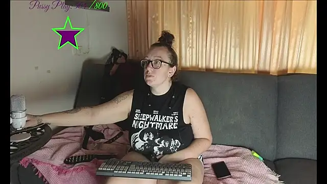 JadeStarUK webcam
