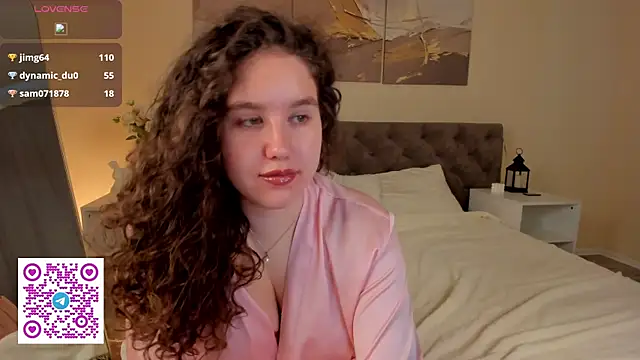 Ariella_Sol webcam