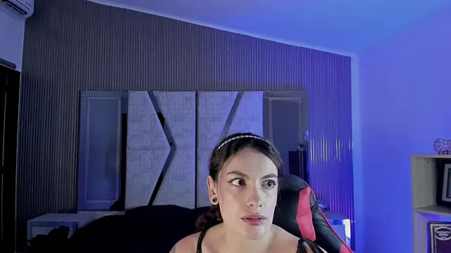 Melany_Luv webcam