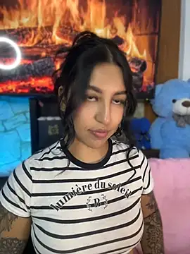 Tamara_Roberts1 webcam
