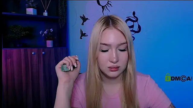 playful_sophie (F teen) - handbra 1 girl