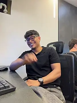 alekzamo webcam