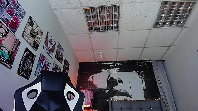 philippsx (M twink) - let's play with the lovense (lush)🥵