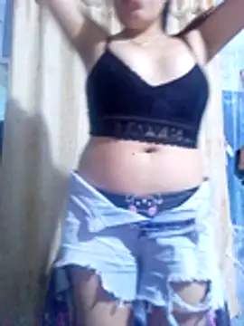 ema_hony - Ema_hony's free webcam - UK Sex Cams