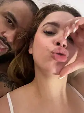 doslatinos webcam