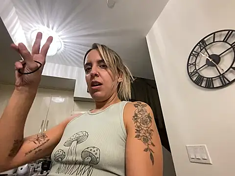 mellybearzzz webcam