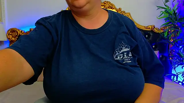Alesha_XO webcam