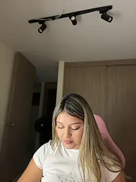 lunablossom_ (F young) - Control machine x6 minutes