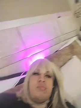 kimCosseyy webcam