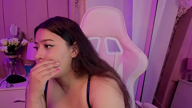 MollyBigBoobs12 webcam