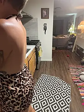 goodgirlbabydoll (F milf) - Close up clit play!