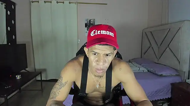 Toptony22 webcam