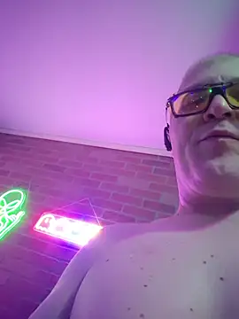 chronic_vibez webcam