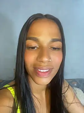 FlorSalvaje_ live cam on StripChat