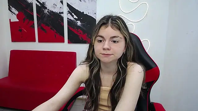 TinaRedly webcam