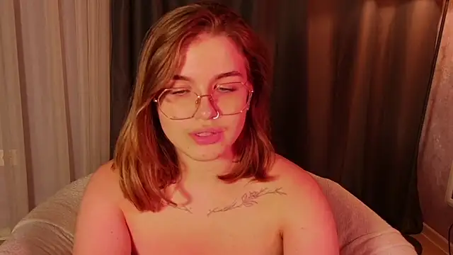 SophieMurrr webcam