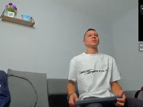 tayler_millers_ - Tayler_millers_'s free webcam - UK Sex Cams