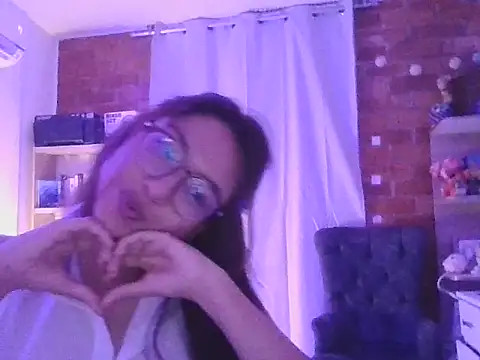 honey_devil - Honey_devil's free webcam - UK Sex Cams