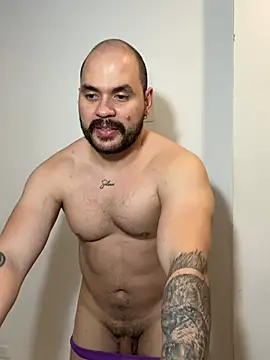 axel_dominus - Axel_Dominus's free webcam - UK Sex Cams
