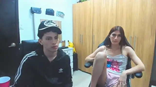 Pride_couple webcam