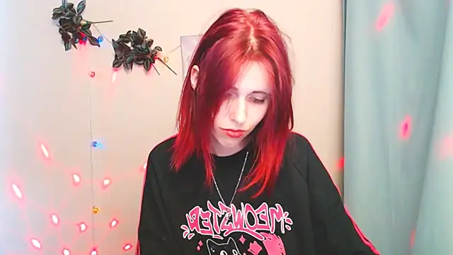 GuessMe___ live cam on StripChat